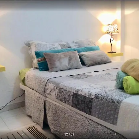 Residencia Las Vinas Апартаменты *